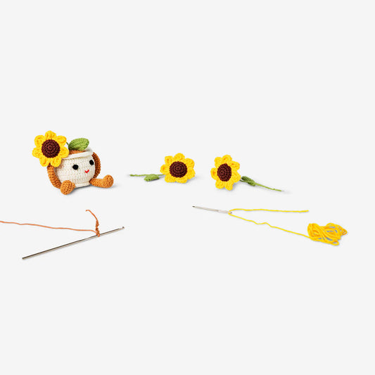 Crochet Set Flower Character