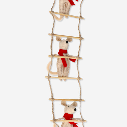 Ladder with 4 Mice Hanging