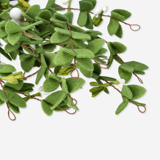 Artificial Mistletoe Hanging Green&White