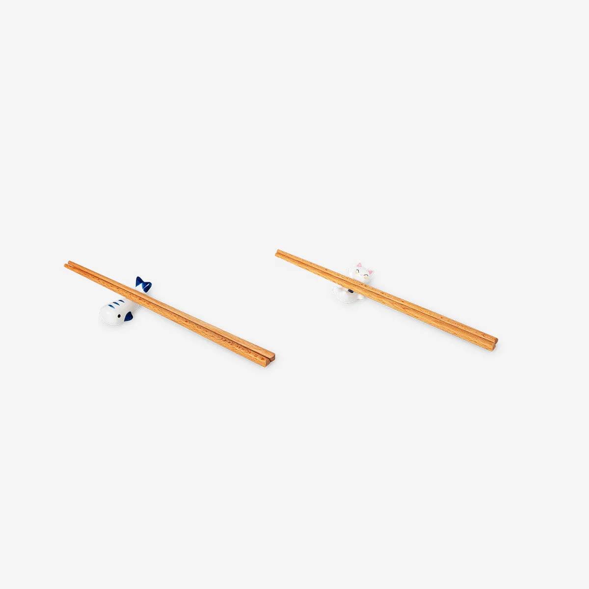 Chopsticker Holder Shaped As Cat And Fis