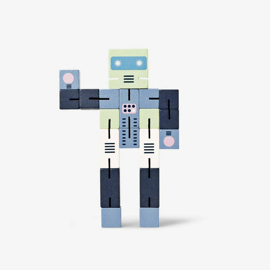 Iq Robot Cube
